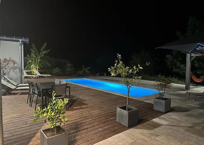 Villa Kevin Piscine, Pool House Et Petanque 6 A 8 Personnes Villefranche-de-Rouergue