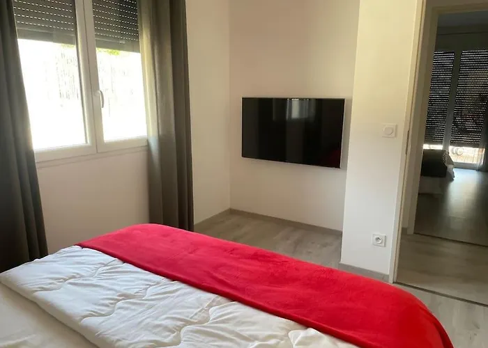 Kevin Piscine, Pool House Et Petanque 6 A 8 Personnes Villefranche-de-Rouergue